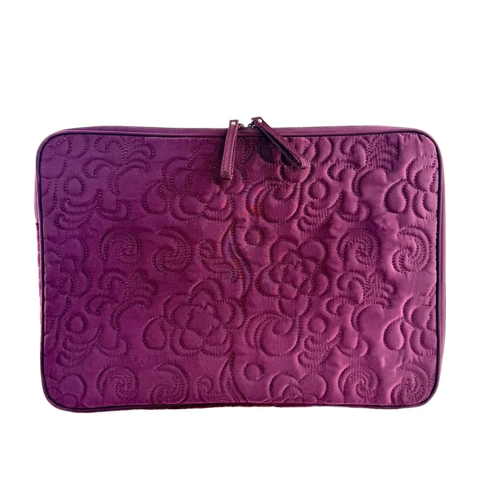 Vera Bradley Solid Merlot Floral Quilted Laptop Tablet Sleeve Zip Around
